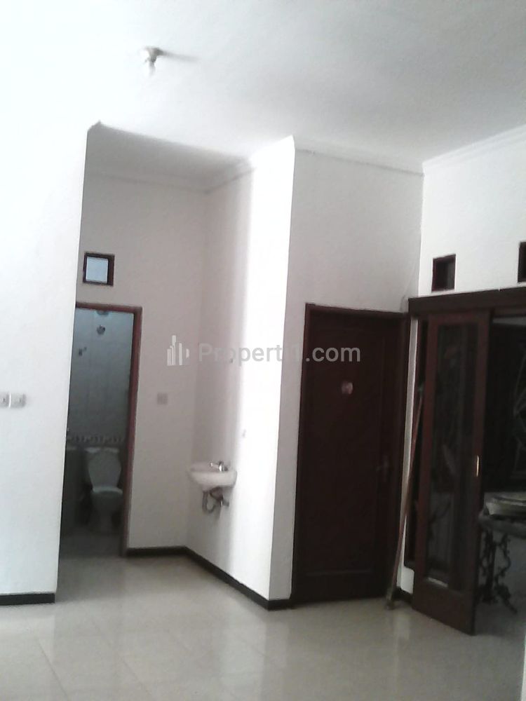 Dijual Rumah Graha Sampurna Indah Wiyung Surabaya Barat Siap Huni