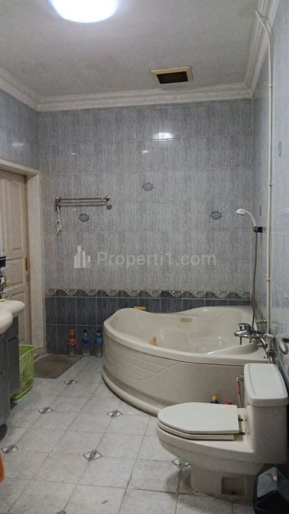 Rumah Dijual di Mulyosari Prima Utara Surabaya Timur Bagus Siap Huni