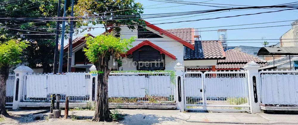 Rumah Dijual di Ketintang Madya Surabaya Selatan Strategis Luas Minimalis