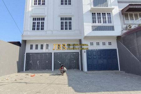 Jual Ruko Gandeng 3,5 Tingkat di Jalan Pasar 3 Krakatau - Medan