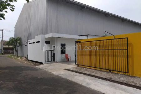 Jual Bangunan Sport Center di Daerah Plombokan Semarang
