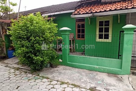 Dijual Rumah Strategis 159m² Siap Huni di Sragen