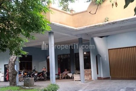 Jual Rumah Luas di Jalan Papandayan Kota Semarang SHM