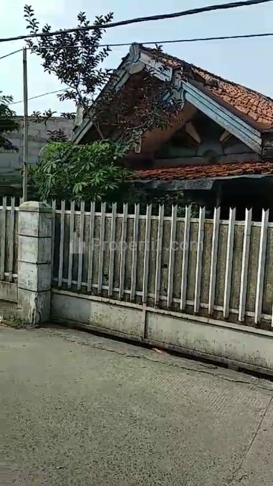 Tampak depan unit