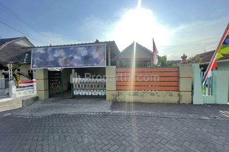 Dijual Rumah Minimalis Tanah Luas Tengah Kota di Jl. Veteran Yogyakarta