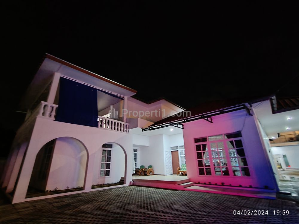 Disewakan Villa di Cisarua Puncak Bogor