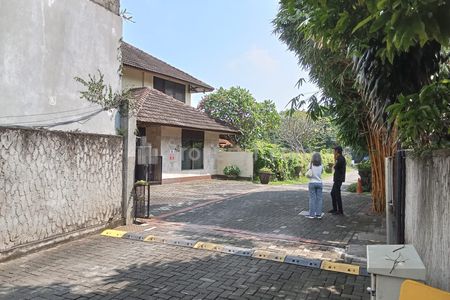 Jual Rumah di Jalan Taman Margasatwa, Ragunan, Pasar Minggu, Pinggir Jalan, Strategis, Dekat Pejaten, TB Simatupang, Pasar Minggu, Jakarta Selatan