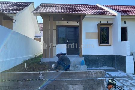 Dijual Rumah 1 Lantai Siap Huni 2 Kamar Tidur di Selemadeg Timur Tabanan Bali