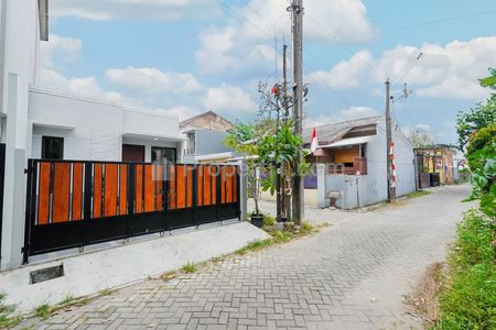 Dijual Rumah Siap Huni 2 Kamar Tidur 2 Lantai di Kunciran Alam Sutera di Pinang Tangerang Banten