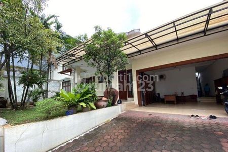 Disewakan Rumah di Kemang Jakarta Selatan, Bisa untuk Kantor atau Hunian & Private Pool