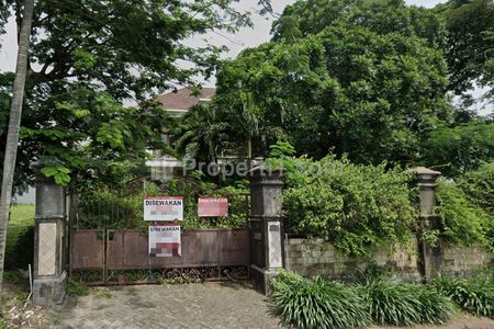 Jual atau Sewa Rumah Mewah Kosong di Bukit Golf Surabaya