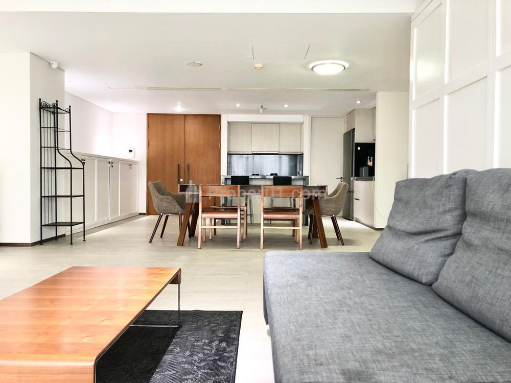 Disewakan dan Dijual Luxurious Apartment at Verde 1 Type 3+1BR Full Modern Furnished – Strategic Location in South Jakarta