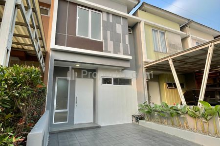 Dijual Rumah Cantik Siap Huni di Tangerang Selatan, Dekat RS Hermina Puspitek, Toll Serpong BSD, Rawabuntu, SHM