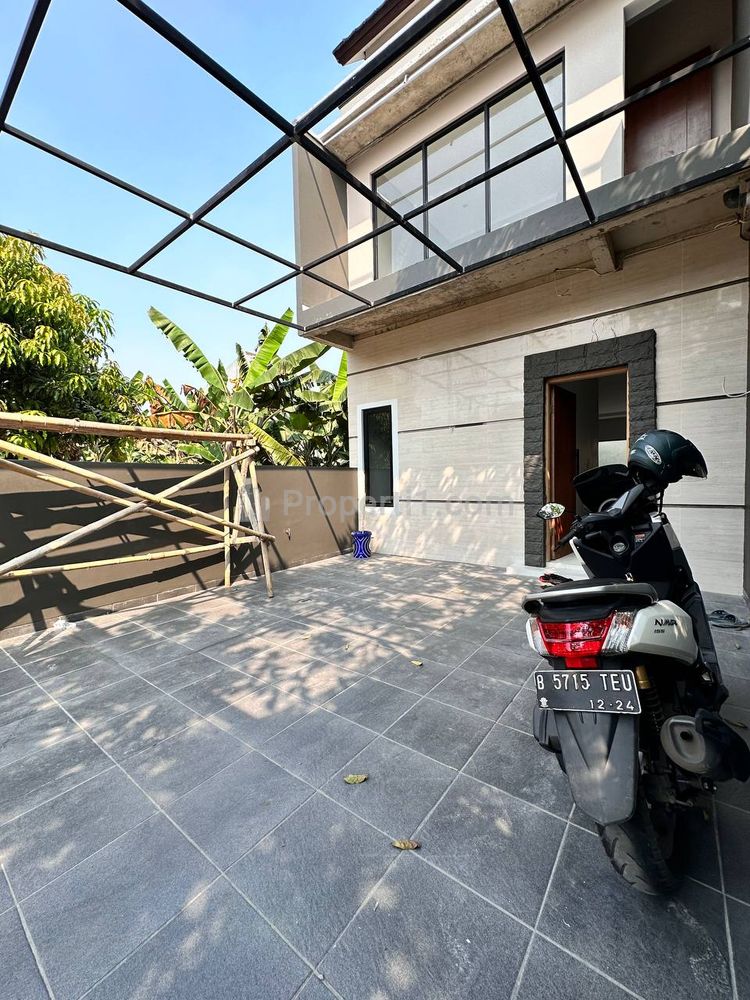 Dijual Rumah Baru di Jatikramat Jatiasih Dekat Stasiun LRT Cikunir Bekasi