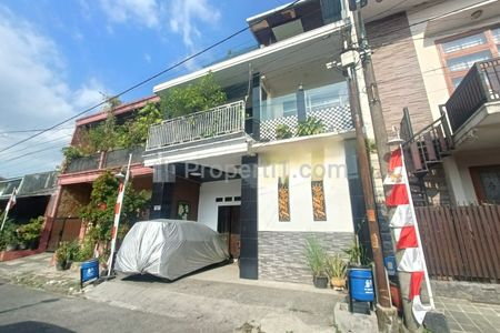 Dijual Rumah 3 Lantai Plus Rooftop di Sawojajar Malang, Full Furnish