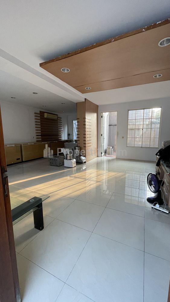 Dijual Rugi Rumah (2 Gandeng) di Lippo Karawaci - Tangerang