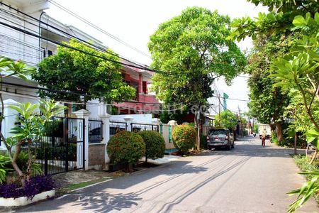 Dijual  Rumah 2 Lantai Siap Huni di Komplek di Duren Sawit, Jakarta Timur