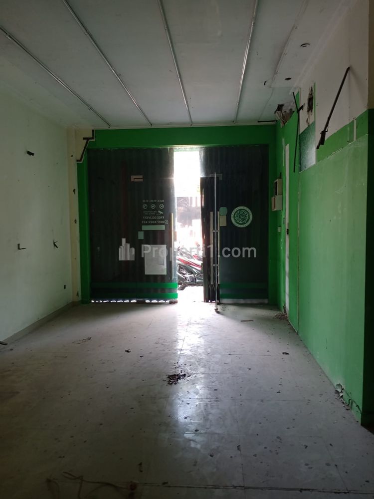 Sewa Murah Nego Tipis Ruko di Pejaten Raya 3.5 Lantai, Pinggir Jalan, Siap Usaha, Pasar Minggu, Jakarta Selatan