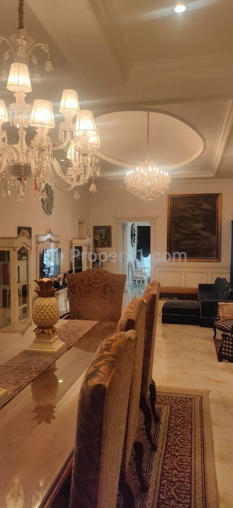 Jual Rumah Murah Mewah Nego Furnish di Jagakarsa, Ada Kolam Renang, Jakarta Selatan