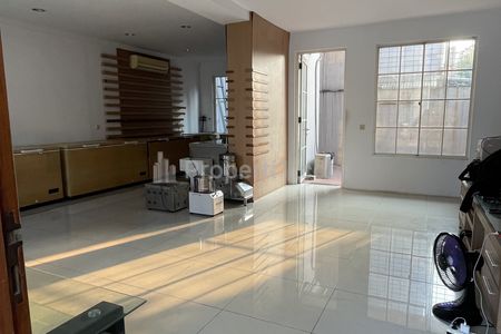 Dijual Rugi Rumah (2 Gandeng) di Lippo Karawaci - Tangerang