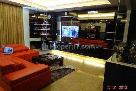 Disewakan Apartemen Darmawangsa Essence 3BR Fully Furnished Private Lift– Darmawangsa, Jakarta Selatan