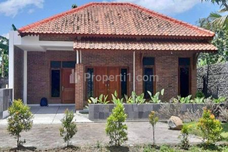 Dijual Rumah Siap Huni Etnik Bata Ekspose Dekat Pasar Godean, Sleman, DIY