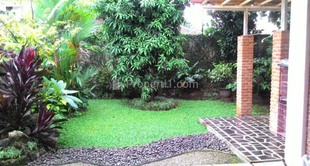 Dijual Rumah Nyaman dan Asri di Cilandak Barat, Jaksel