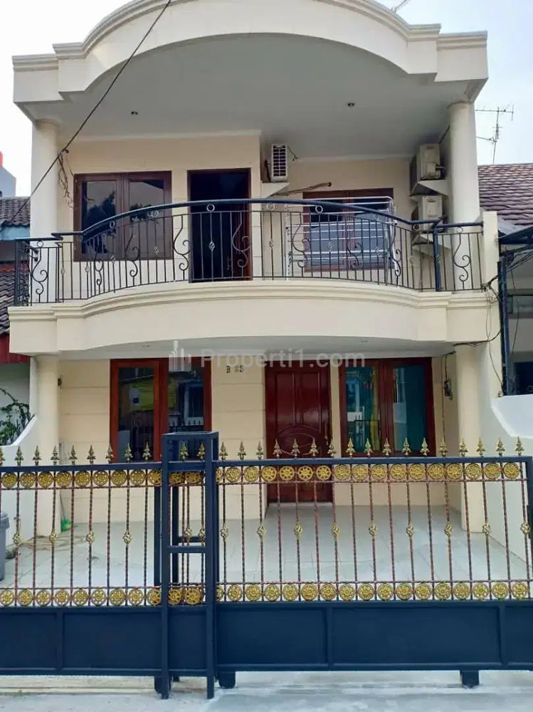 Jual Rumah Siap Huni di Taman Gading Indah, 300 m ke Pasar Jaya Klp Gading, Jakarta Utara