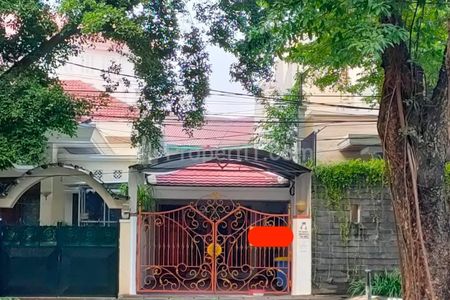 Jual Rumah 5x40 di Pinggir Jalan Prof Yamin Menteng, Jakarta Pusat