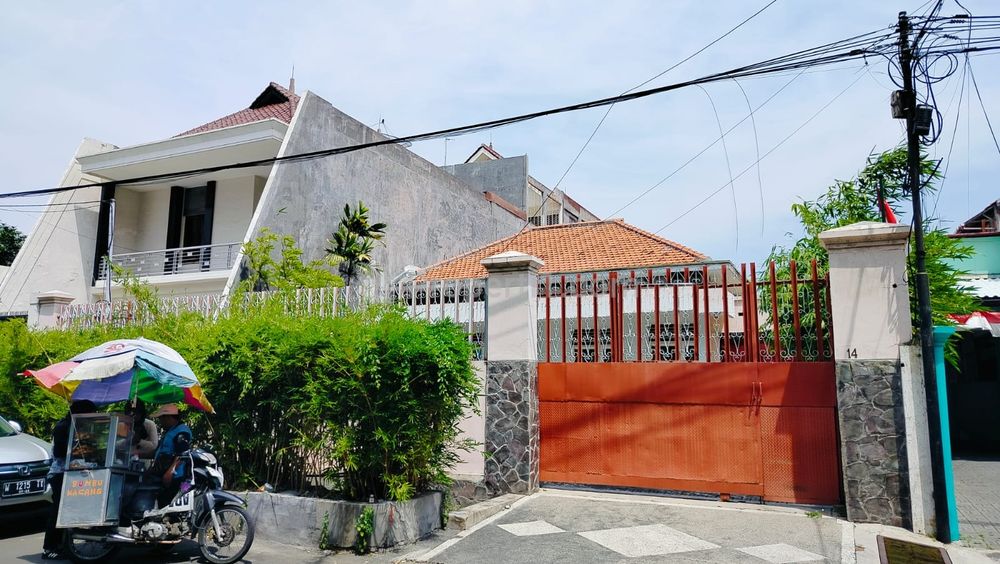 Ruang Usaha Disewakan Embong Kenongo Surabaya Pusat Strategis Cocok untuk Usaha