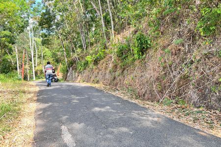 Jual Tanah Murah 140 Juta Tepi Jalan Raya Mojogedang Karanganyar Jawa Tengah