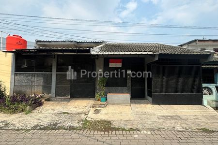 Rumah 2 jadi 1, Halaman depan seperti berikut