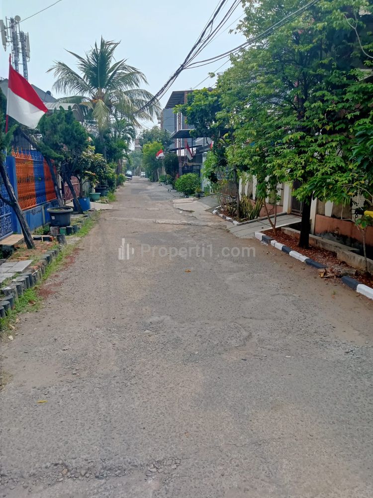 Jual Rumah 2 Lantai Asri dan Nyaman di Grogol, Jakarta Barat