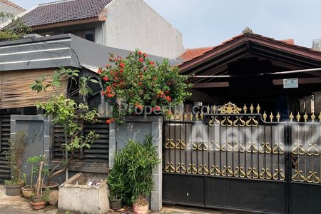 Dijual Rumah Hitung Tanah Saja di Sukabumi Utara, Kebon Jeruk, Jakarta Barat -  Dekat Binus