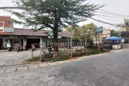 Dijual Tempat Usaha Komersil dengan 5 Bangunan Ruko Full Tersewa di Duri Kosambi Jakarta Barat