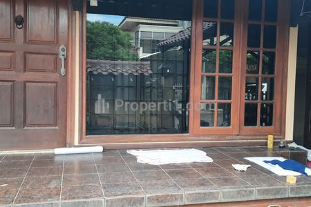 Jual Rumah di Tengah Kota Surabaya - Dharmahusada Utara