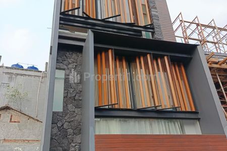 Jual Rumah Langsung Dapat Mobil di Gatot Subroto, Jakarta Selatan