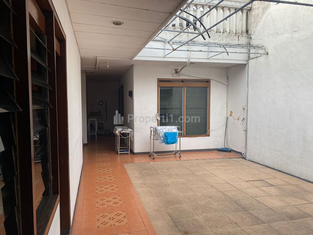Dijual Rumah di Raya Manyar Rejo Surabaya Timur, Murah Siap Huni