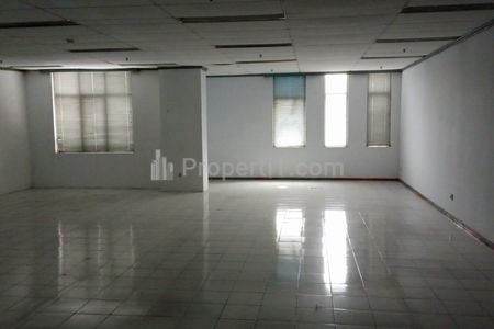 Sewa Ruang Kantor di Gedung Konica Kemayoran Jakarta Pusat – Unfurnished