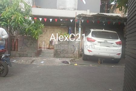 Dijual Rumah Lama Lokasi di Cilandak Barat, Cilandak, Jakarta Selatan