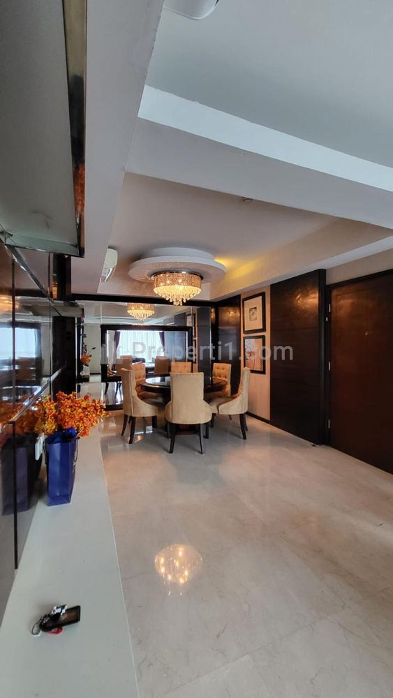 Sewa Apartemen Casa Grande Residence Phase 2 Tower Avalon - 3+1 BR Fully Furnished, Selangkah ke Mall Kota Kasablanka