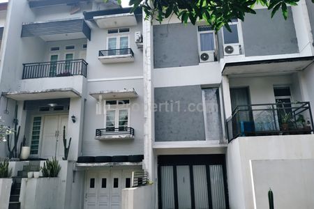 Rumah Dijual Dalam Cluster Dekat Samsat Cinere, Depok