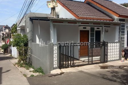 Jual Cepat Rumah Baru Hoek Termurah Suasana Asri Nyaman di Cipageran Asri Kota Cimahi