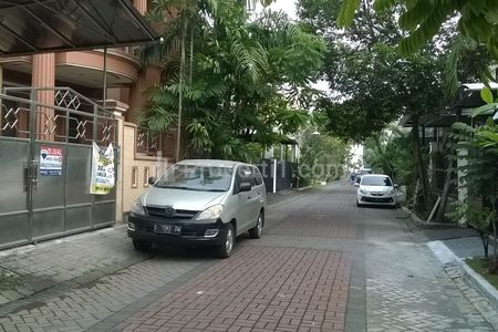 Dijual Rumah Citraland 225/360 m2 Dua Lantai, Dekat GWalk Surabaya Barat