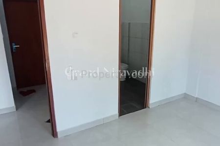 Dijual Rumah 2 Lantai 3 Kamar Tidur di Kerambitan Tabanan Bali