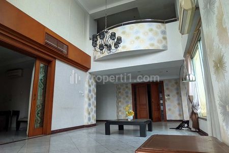 For Sale Apartemen Mitra Oasis Senen Jakarta Pusat - 4+2 Bedroom Fully Furnished