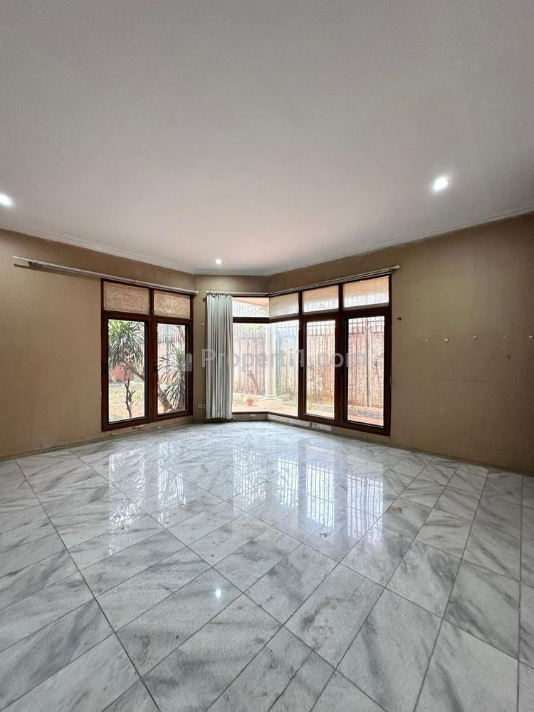Jual Rumah Dalam Komplek Teladan di Cipete Cilandak Jakarta Selatan