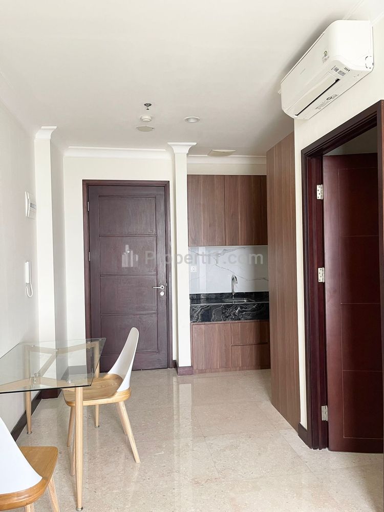 Disewakan Permata Hijau Suites Apartment Strategic Location in South Jakarta – 1 Bedroom Full Modern Furnished and Ready To Move In!