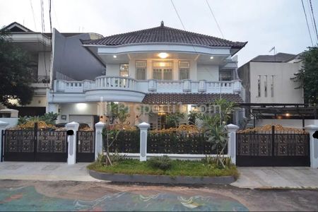 Disewakan Rumah Mewah Full Furnished Cocok untuk Tempat Tinggal di Cilandak Jakarta Selatan