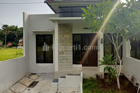 Dijual Rumah Nyaman dan Asri Tipe 7x12 di Bongan Tabanan Bali